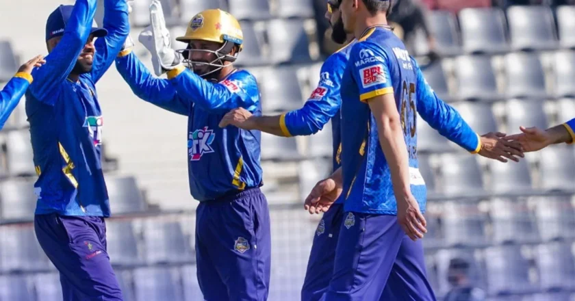 বিপিএলের অভিষেক ম্যাচেই চনমনে ঢাকা: রাজশাহীকে হারিয়ে উড়ন্ত সূচনা