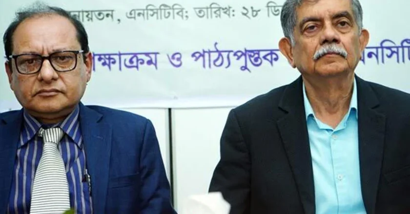 শিক্ষার্থীদের সব বই দিতে জানুয়ারি মাস লেগে যাবে: শিক্ষা উপদেষ্টা