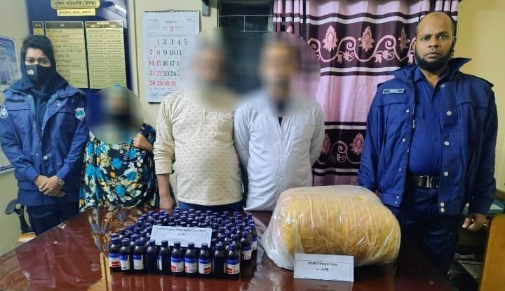 ফুলতলায় ৯২ বোতল নিষিদ্ধ সিরাপ ও ১০ কেজি গাঁজাসহ ৩জন গ্রেফতার