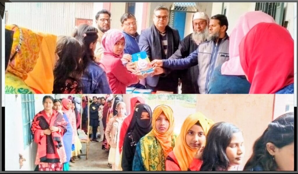 উৎসব ছাড়াই চিলমারীতে নতুন বই বিতরণ