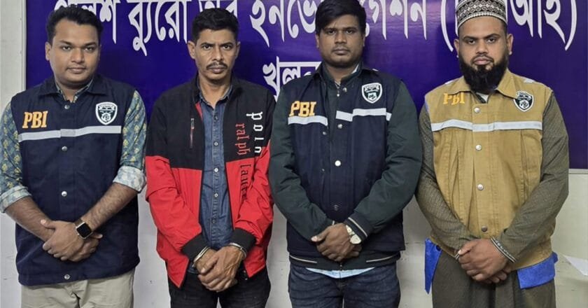 ঝপঝপিয়া নদীতে নারীর মাথাবিহীন মরদেহ: প্রেমিক গ্রেফতার, চাঞ্চল্যকর তথ্য প্রকাশ