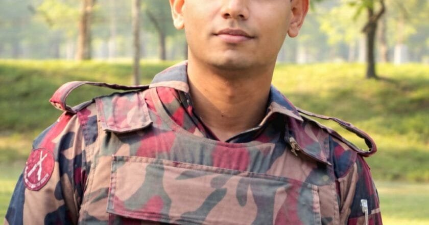 ফুলবাড়ী সীমান্তে নিজ রাইফেলের গুলিতে বিজিবি সদস্যের আত্মহত্যা