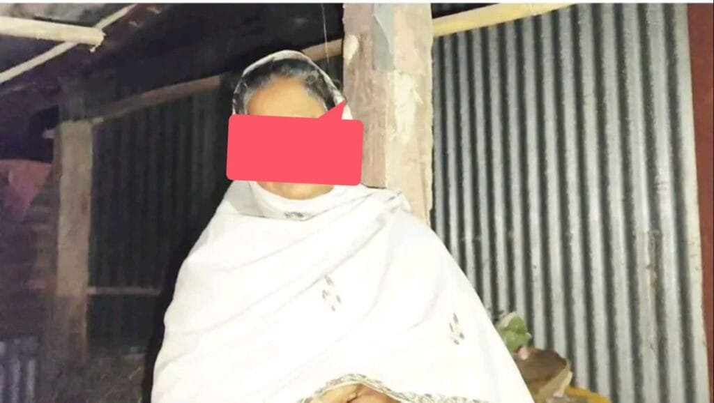 বদলগাছীতে সভাপতি দম্পতির বিরুদ্ধে সরকারি আশ্রয়ণ প্রকল্পের ঘর বিক্রির অভিযোগ