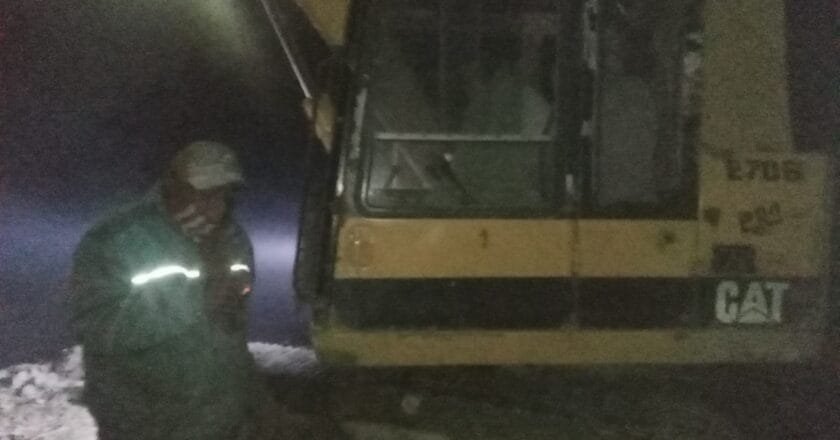 প্রশাসনকে বৃদ্ধাঙ্গুলি দেখিয়ে বদলগাছীতে দিন দিন বেড়েই চলেছে মাটি মাটার মহোৎসব