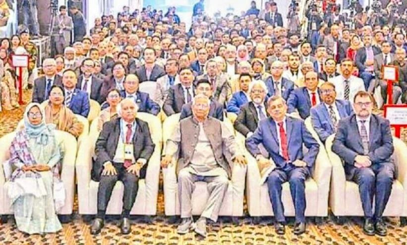 দক্ষিণ এশীয় উচ্চশিক্ষা সম্মেলনে ইউআইটিএস উপাচার্যের অংশগ্রহণ