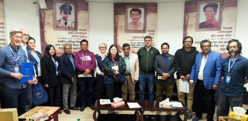 খুলনা প্রেসক্লাবের সঙ্গে ইইউ এর নির্বাচন পর্যবেক্ষক দলের সৌজন্য সাক্ষাৎ