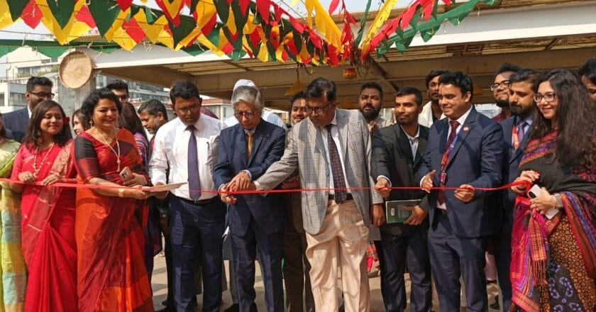 প্রেসিডেন্সি ইউনিভার্সিটিতে দুইদিন ব্যাপী “পিঠা উৎসব”