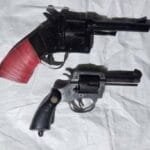 রূপসায় র‍্যাবের অভিযানে পরিত্যক্ত ঘর থেকে দুইটি পিস্তল উদ্ধার