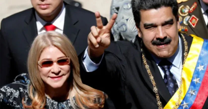 ভেনেজুয়েলার প্রেসিডেন্ট মাদুরোকে ‘বন্দি’ করার দাবি ট্রাম্পের