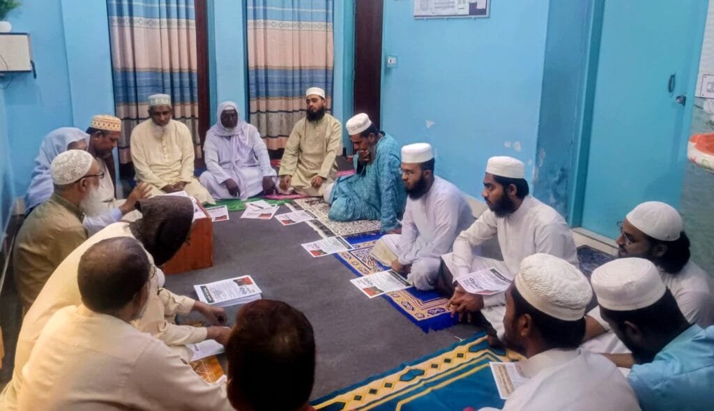 কুষ্টিয়ায় ইসলামী ঐক্য আন্দোলনের মাসিক সভা: ইফতার ও ঈদসামগ্রী বিতরণের সিদ্ধান্ত