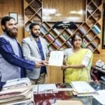 মানিকগঞ্জ জেলা প্রশাসকের সাথে ওএমআরইউ নেতৃবৃন্দের সাক্ষাৎ