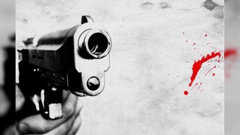 খুলনায় বক্ষব্যাধি হাসপাতালের সামনে বালু ব্যবসায়ীকে গুলিবর্ষণ