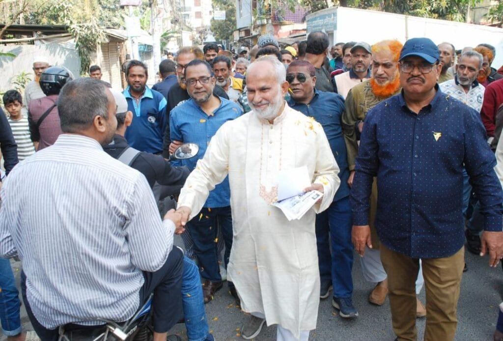 খুলনা–২ আসনে ধানের শীষের প্রার্থী নজরুল ইসলাম মঞ্জুর গণসংযোগ