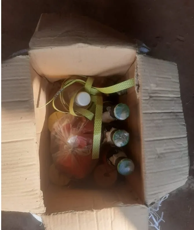 বদলগাছীতে পেট্টোল বোমা সদৃশ বস্তু উদ্ধার, এলাকাবাসী আতংকিত