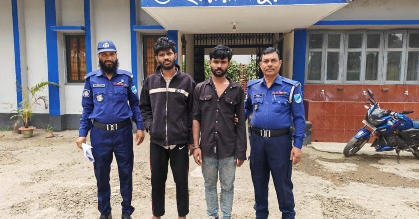 ‎মানিকগঞ্জের হরিরামপুরে ১৫পিছ ইয়াবাসহ দুই মাদক‎কারবারি আটক‎‎