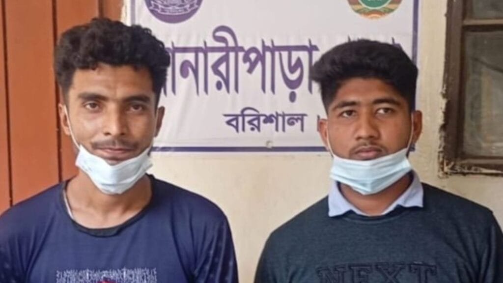 বানারীপাড়ায় সরকারী ব্রিজের মালামাল পাচারকালে ছাত্রদল নেতাসহ আটক ২