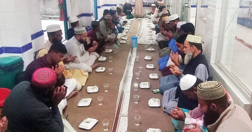 পঞ্চগড়ে ইসলামী ঐক্য আন্দোলনের ইফতার মাহফিল ও আলোচনা সভা অনুষ্ঠিত