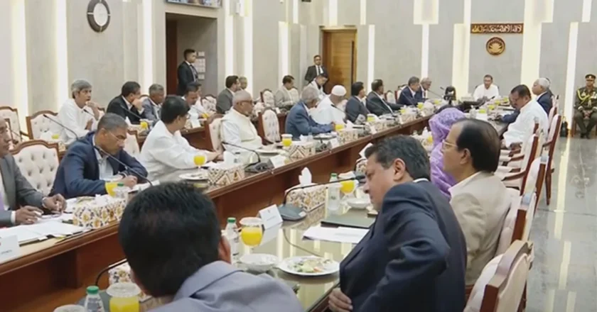 প্রধানমন্ত্রী তারেক রহমানের সভাপতিত্বে মন্ত্রিসভার প্রথম বৈঠক অনুষ্ঠিত