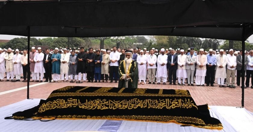 স্পিকারের সহধর্মিণী দিলারা হাফিজের জানাজা সম্পন্ন: প্রধানমন্ত্রীর শ্রদ্ধা