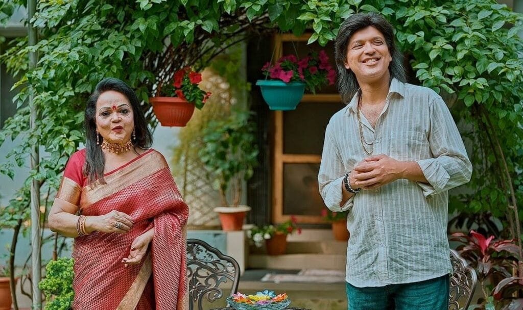 ভাগ্নে রাজিতের সুরে ডুয়েট গান গাইলেন সাবিনা ইয়াসমিন