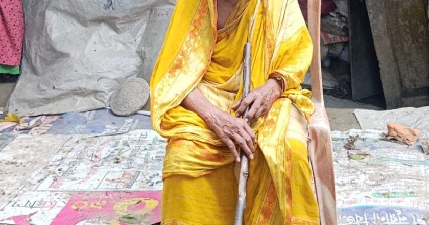 বৃদ্ধা রহিমা খাতুনের ঘরে নেই ঈদের বাজার ও নতুন কাপড়