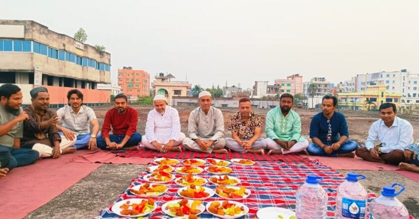 রাজশাহী বরেন্দ্র প্রেসক্লাবের মাসিক আলোচনা সভা ও ইফতার মাহফিল অনুষ্ঠিত