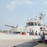 খুলনায় স্বাধীনতা ও জাতীয় দিবসে নৌঅঞ্চলে বর্ণাঢ্য আয়োজন, যুদ্ধজাহাজে দর্শনার্থীর ঢল