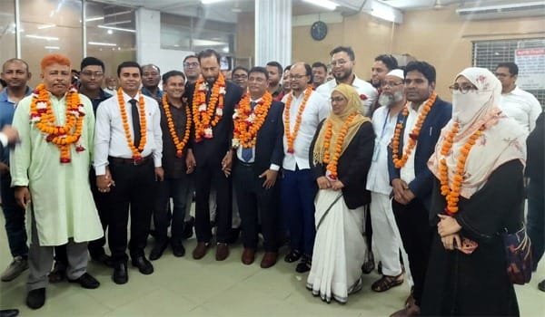 খুলনা আইনজীবী সমিতি নির্বাচন: সব পদে জাতীয়তাবাদী ফোরামের জয়