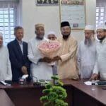 মাদরাসা শিক্ষার ঐতিহ্য ফিরিয়ে আনতে শিক্ষক নেতাদের সহযোগিতা চান ইআবি ভিসি