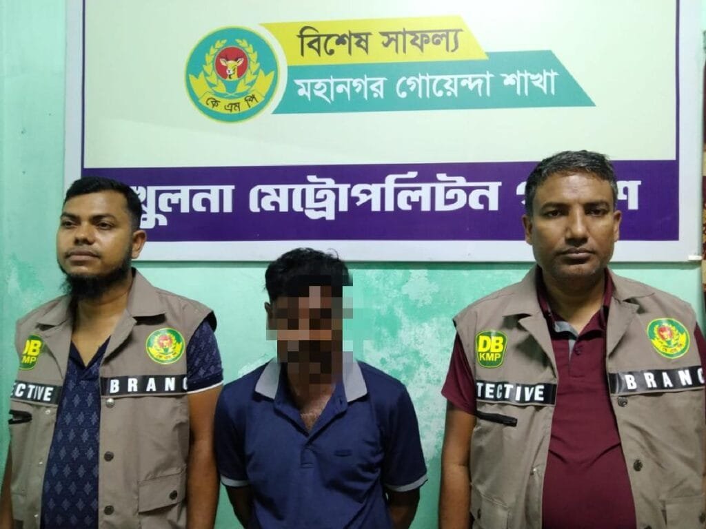 খুলনায় ২৮ পিস ইয়াবাসহ মাদক মামলার আসামি গ্রেফতার