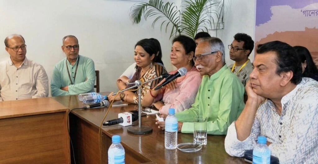 ১০টি বিশ্ববিদ্যালয়ের সঙ্গীত ও নৃত্যকলা বিভাগের সমন্বয়ে ছায়ানটের 'সম্মিলিত অভিযাত্রা'