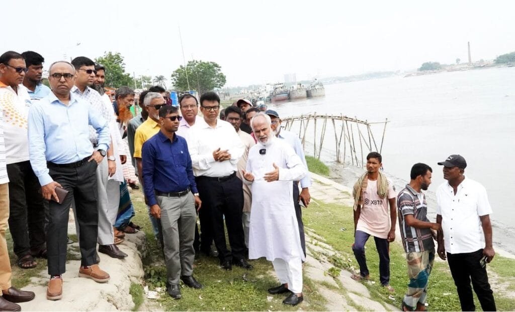অব্যবহৃত জমিতে বিনোদন কেন্দ্র গড়ে তোলার পরিকল্পনা, ৭নং ঘাটে কেসিসি প্রশাসকের পরিদর্শন