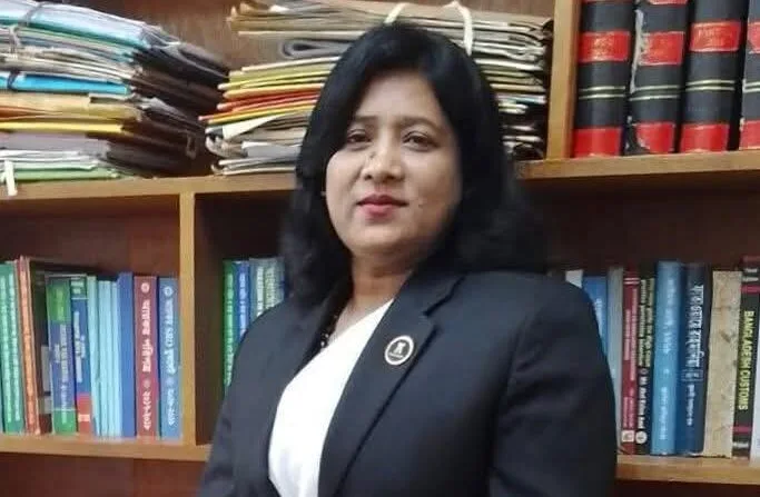 সংরক্ষিত নারী আসনে হেভিওয়েট প্রার্থীর তালিকায় মানিকগঞ্জের অ্যাডভোকেট সানজিদা রহমান