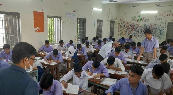 খুলনায় ৮৩ কেন্দ্রে শুরু এসএসসি পরীক্ষা, অংশ নিচ্ছে ২৭ হাজার ৫৯৭ পরীক্ষার্থী