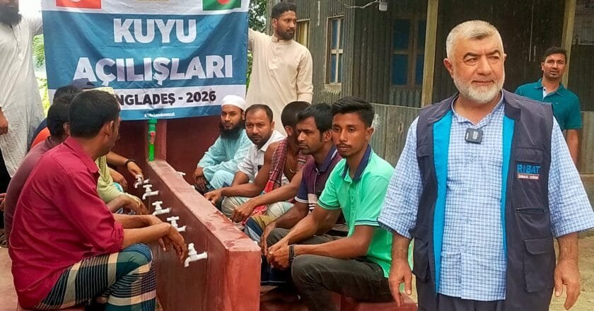 মানিকগঞ্জে শতাধিক অজুখানা ও টিউবওয়েল বিতরণ কার্যক্রমের উদ্বোধন