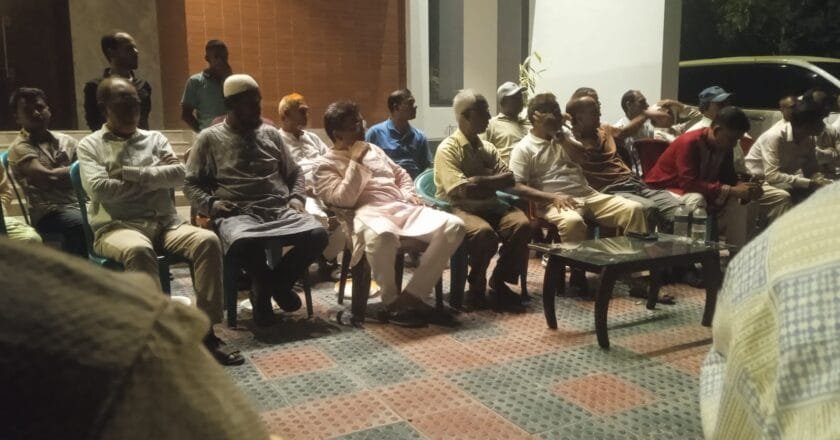 তাড়াইলে সাংবাদিকদের সঙ্গে বিএনপি সভাপতির মতবিনিময়