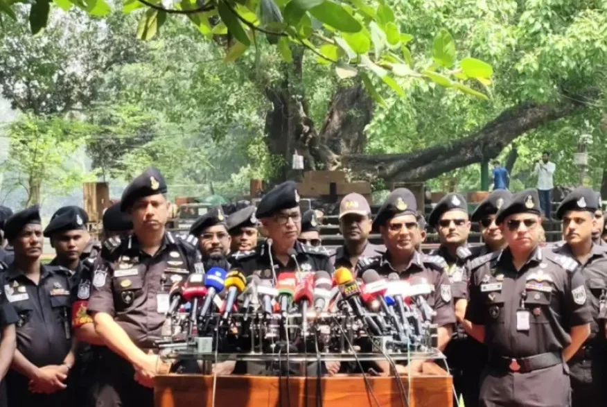 নববর্ষ উদযাপনে কোনো হুমকি নেই : র্যাব ডিজি