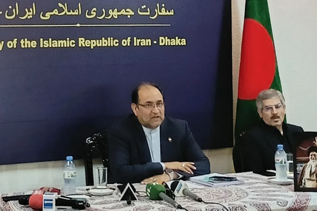 বাংলাদেশের ৬ জাহাজকে হরমুজ প্রণালি পার হতে অনুমতি দিয়েছে ইরান : রাষ্ট্রদূত