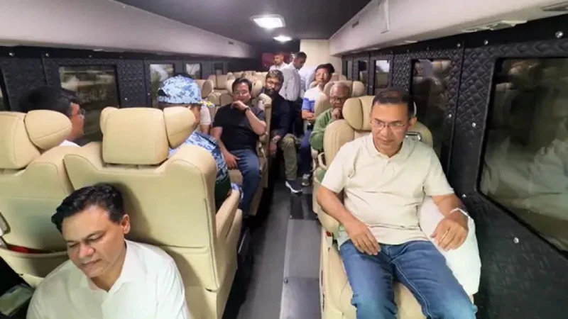 ‘কৃষক কার্ড’ বিতরণ কার্যক্রমের উদ্বোধন করতে টাঙ্গাইলে প্রধানমন্ত্রী