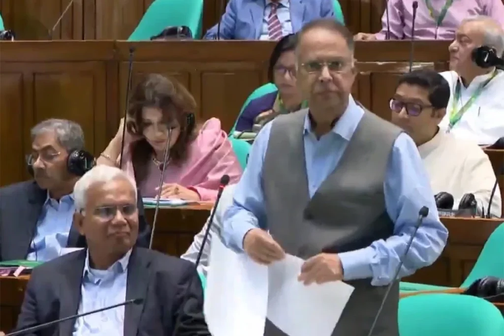 দেশে জ্বালানি তেলের পর্যাপ্ত মজুত রয়েছে: জাতীয় সংসদে জ্বালানিমন্ত্রী