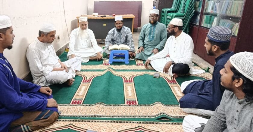 ইসলামী ঐক্য আন্দোলনের কেন্দ্রীয় কার্যালয়ে সাপ্তাহিক দারসুল কুরআন অনুষ্ঠিত
