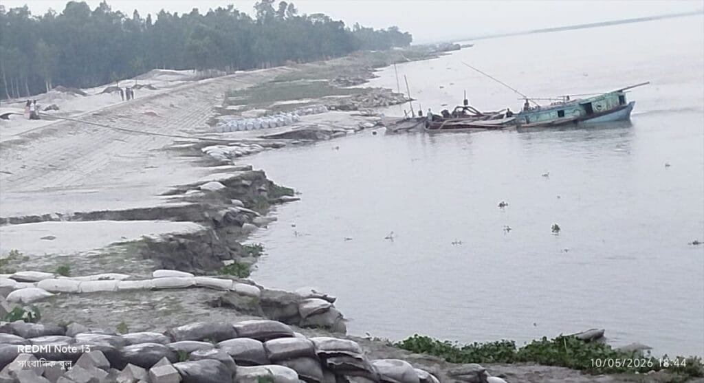 চিলমারীতে ১১ পয়েন্টে অবৈধ বালু জব্দ: ব্রহ্মপুত্র নদ রক্ষায় প্রশাসনের কঠোর অভিযান