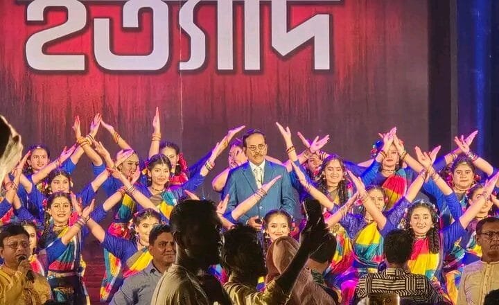 নরসিংদীতে “ইত্যাদি শুটিং স্পটে” বিশৃঙ্খলা: আহত অন্তত ২০, দুই সাংবাদিকের মোবাইলসহ চুরির হিড়িক