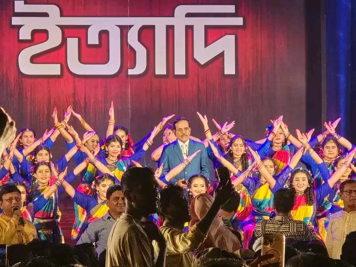 নরসিংদীতে “ইত্যাদি শুটিং স্পটে” বিশৃঙ্খলা: আহত অন্তত ২০, দুই সাংবাদিকের মোবাইলসহ চুরির হিড়িক