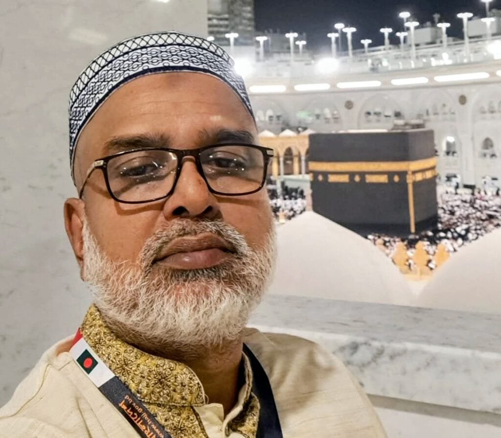 কাবার দুয়ারে দাঁড়িয়ে | ০১