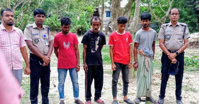 বদলগাছীতে চার মাদকসেবীর ৩ মাসের কারাদণ্ড