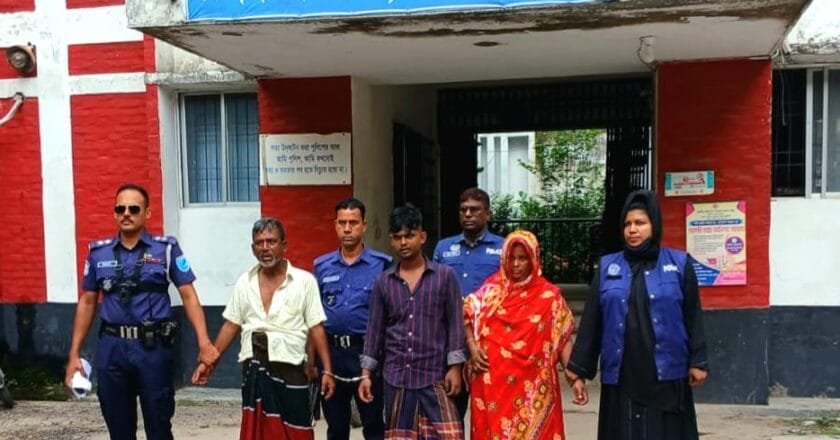 মানিকগঞ্জে বিপুল পরিমাণ হেরোইনসহ একই পরিবারের তিনজন আটক