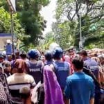 মানিকগঞ্জে হত্যা সন্দেহে মেম্বার আব্দুল আলিম গ্রেপ্তার, প্রতিবাদে থানায় ঘেরাও এলাকাবাসীর