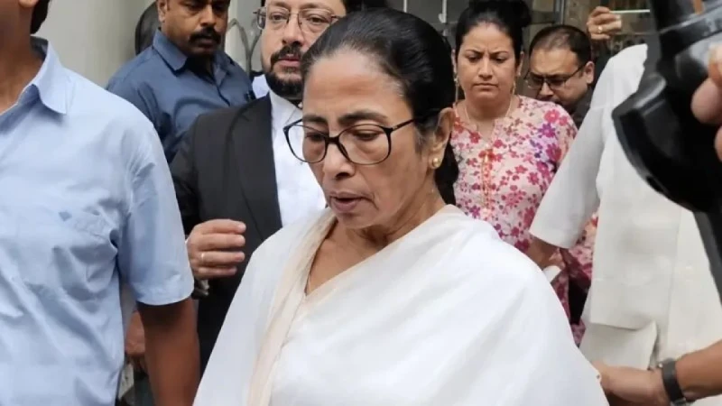 ভবানীপুরের ফল চ্যালেঞ্জ করে হাইকোর্টে মমতা