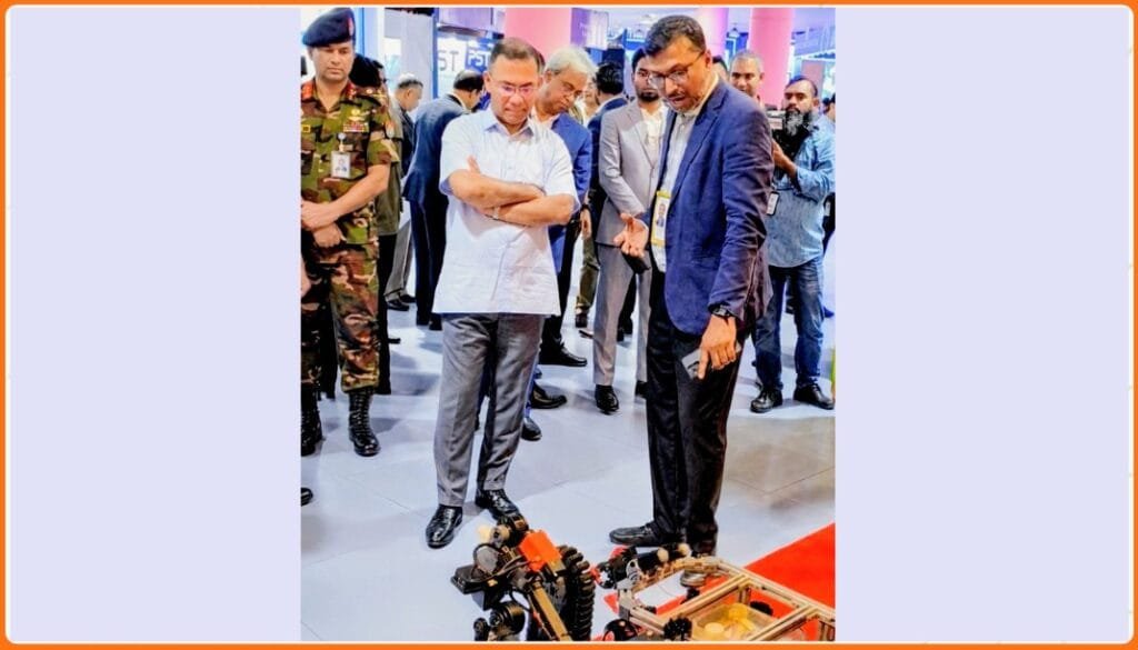 ইউআইইউর গবেষণা ও উদ্ভাবনী স্টল পরিদর্শন করলেন প্রধানমন্ত্রী